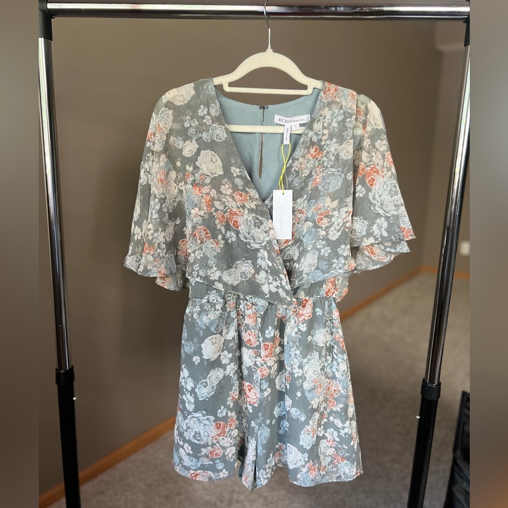 BCBGeneration Floral Romper